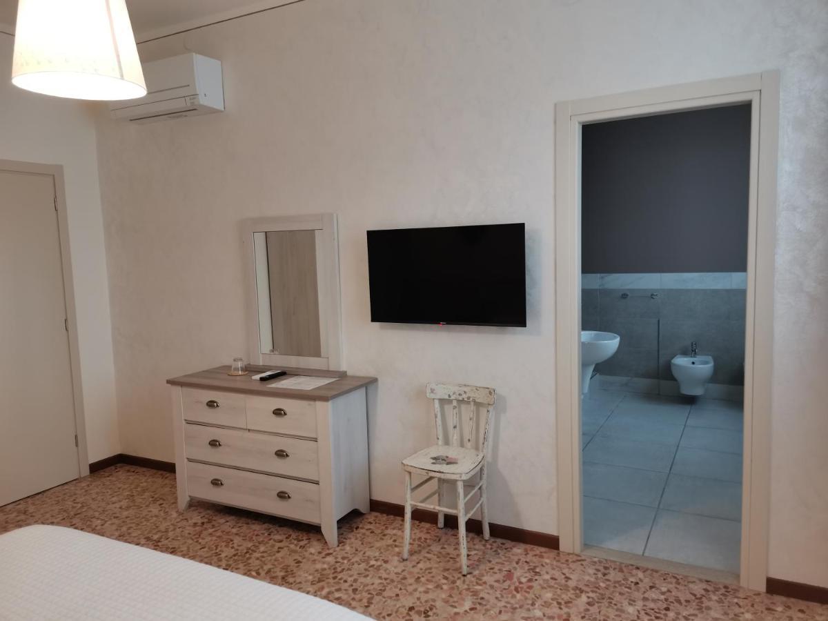 Il Colibri Bed&Breakfast Leno Bagian luar foto